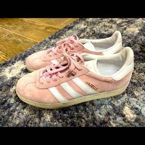 Pink Suede Adidas Gazelle Sz 8.5